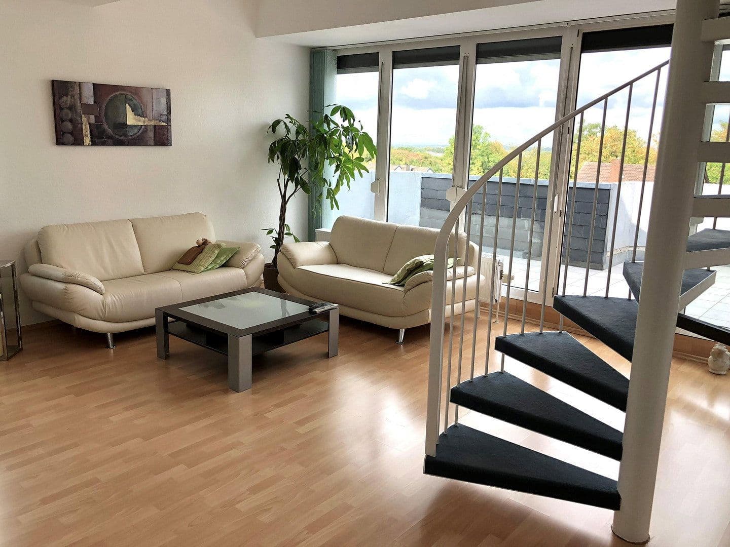 Pronájem bytu 3+1 95 m², Zeithstraße 136, Neunkirchen-Seelscheid, Severní Porýní-Vestfálsko Pronájem bytu 3+1 95 m², Zeithstraße 136, Neunkirchen-Seelscheid, Severní Porýní-Vestfálsko