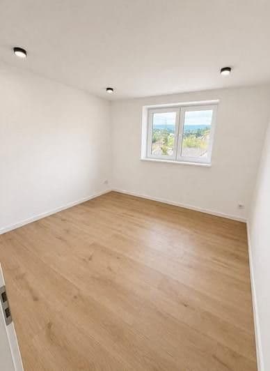 Pronájem bytu 2+1 50 m², Hoststraße 13a, Ahnatal, Hessen Pronájem bytu 2+1 50 m², Hoststraße 13a, Ahnatal, Hessen