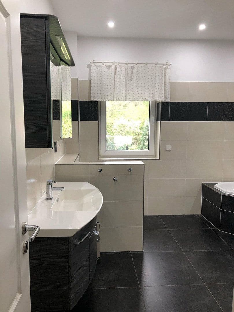 Prodej domu 159 m², pozemek 825 m², Helgolandstr. 98, Schulzendorf, Braniborsko Prodej domu 159 m², pozemek 825 m², Helgolandstr. 98, Schulzendorf, Braniborsko