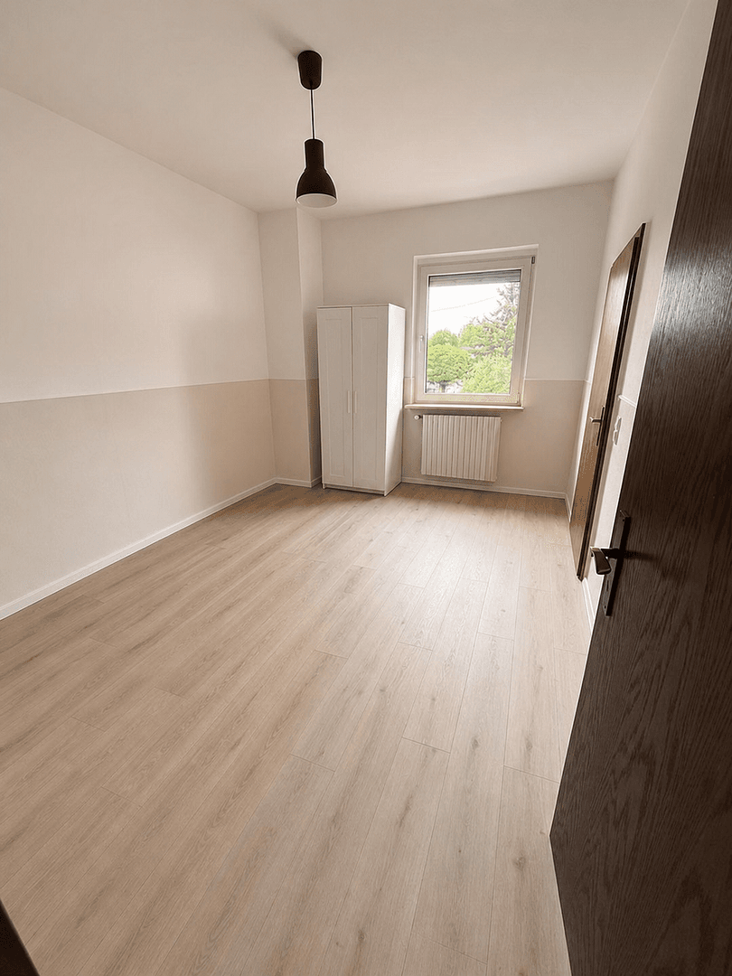 Pronájem bytu 3+1 78 m², Kirchstraße 80, Mülheim an der Ruhr, Severní Porýní-Vestfálsko Pronájem bytu 3+1 78 m², Kirchstraße 80, Mülheim an der Ruhr, Severní Porýní-Vestfálsko