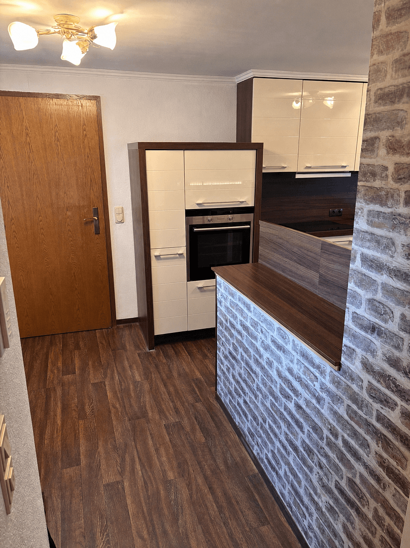 Pronájem bytu 3+1 78 m², Kirchstraße 80, Mülheim an der Ruhr, Severní Porýní-Vestfálsko Pronájem bytu 3+1 78 m², Kirchstraße 80, Mülheim an der Ruhr, Severní Porýní-Vestfálsko