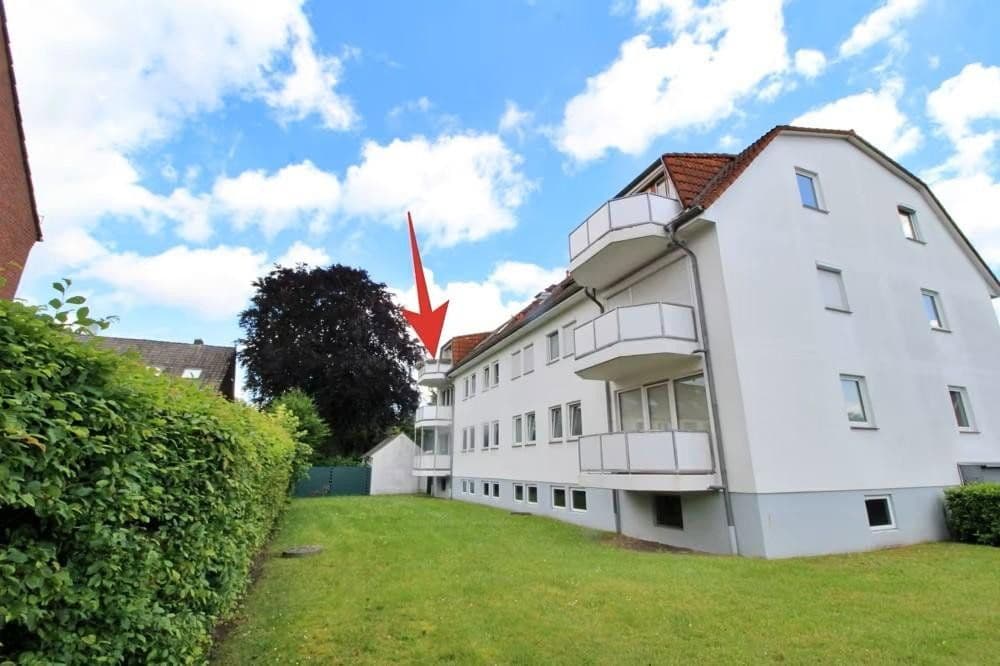 Pronájem bytu 3+1 73 m², Schaphuser Straße 15, Bremen, Bremen Pronájem bytu 3+1 73 m², Schaphuser Straße 15, Bremen, Bremen