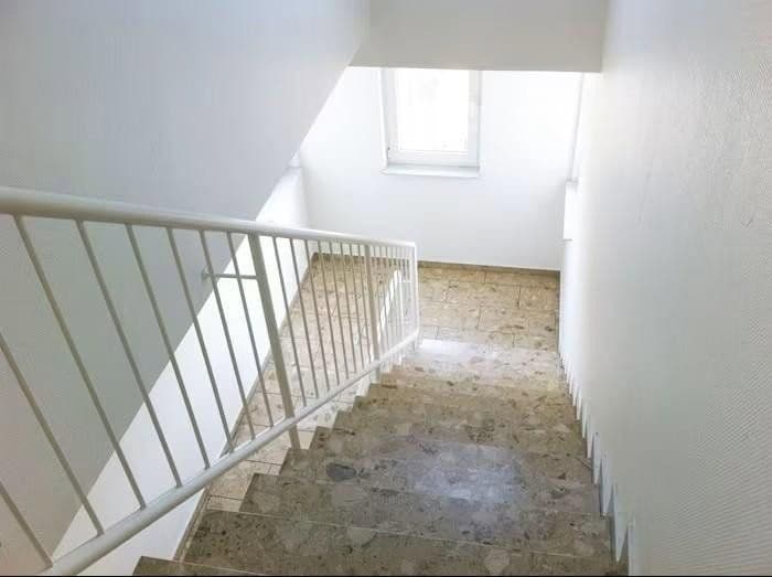 Pronájem bytu 3+1 73 m², Schaphuser Straße 15, Bremen, Bremen Pronájem bytu 3+1 73 m², Schaphuser Straße 15, Bremen, Bremen