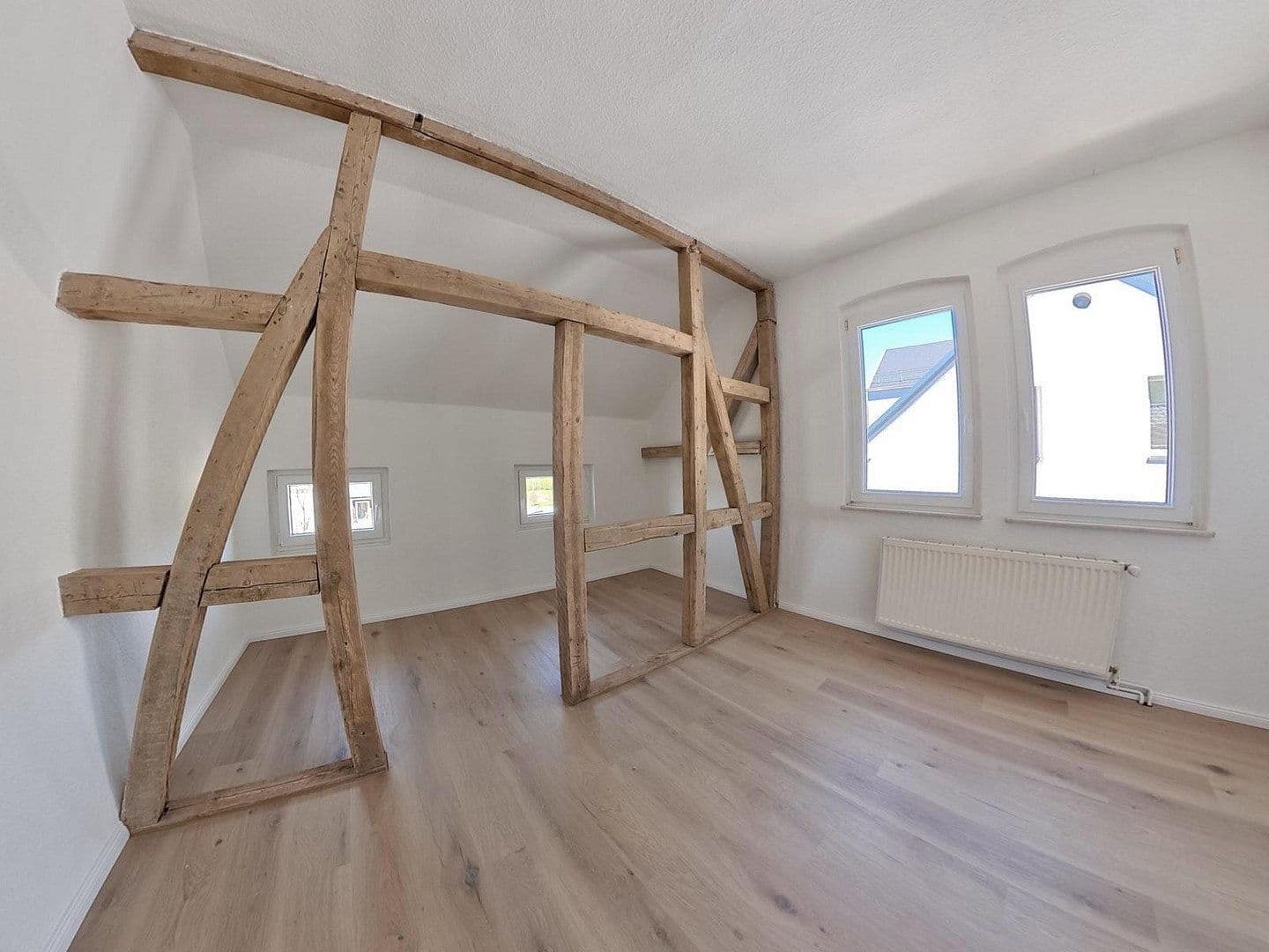 Pronájem domu 135 m², pozemek 500 m², Elsterberg, Sasko Pronájem domu 135 m², pozemek 500 m², Elsterberg, Sasko