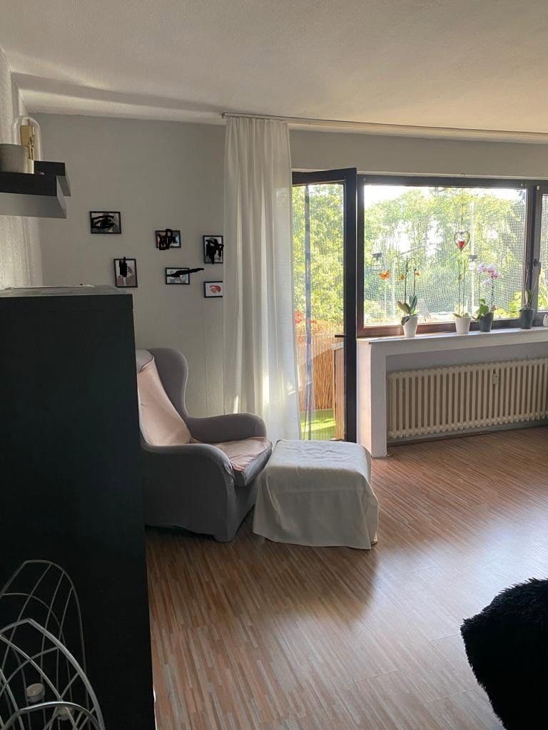 Pronájem bytu 3+1 78 m², Lakumerstr.42, Duisburg, Severní Porýní-Vestfálsko Pronájem bytu 3+1 78 m², Lakumerstr.42, Duisburg, Severní Porýní-Vestfálsko