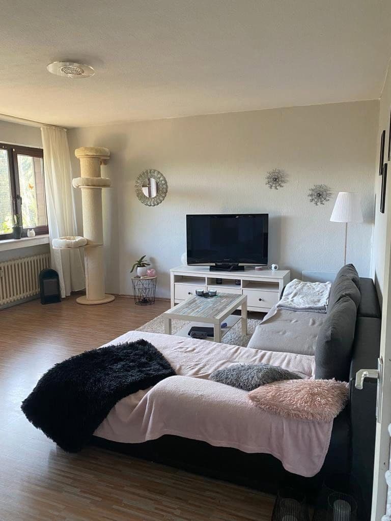 Pronájem bytu 3+1 78 m², Lakumerstr.42, Duisburg, Severní Porýní-Vestfálsko Pronájem bytu 3+1 78 m², Lakumerstr.42, Duisburg, Severní Porýní-Vestfálsko