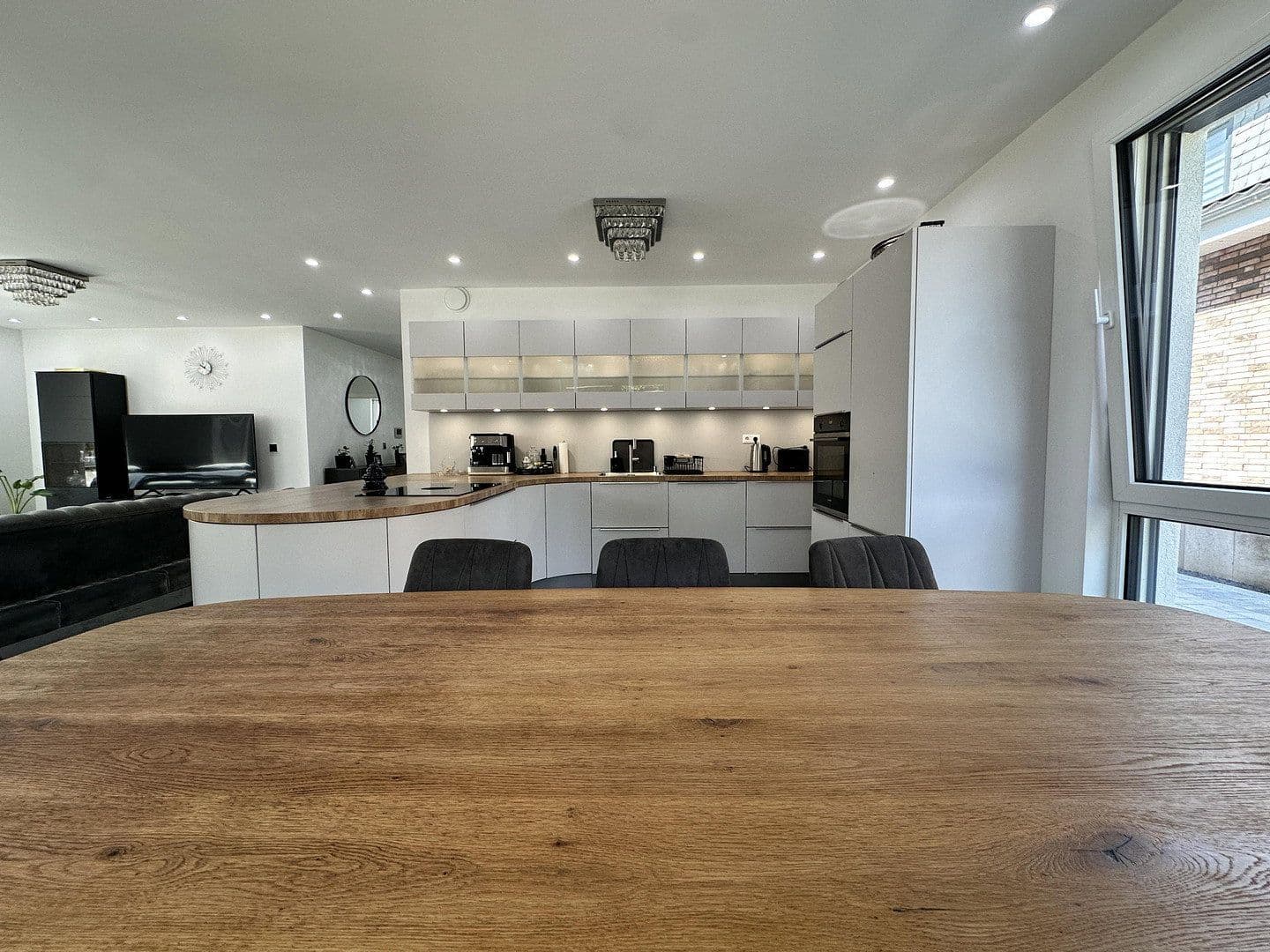 Prodej bytu 4+1 131 m², Geesthacht, Šlesvicko-Holštýnsko Prodej bytu 4+1 131 m², Geesthacht, Šlesvicko-Holštýnsko