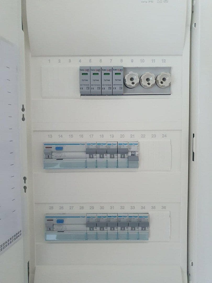 Prodej bytu 4+1 99 m², Scharnhorststraße 15a, Bremen, Bremen Prodej bytu 4+1 99 m², Scharnhorststraße 15a, Bremen, Bremen