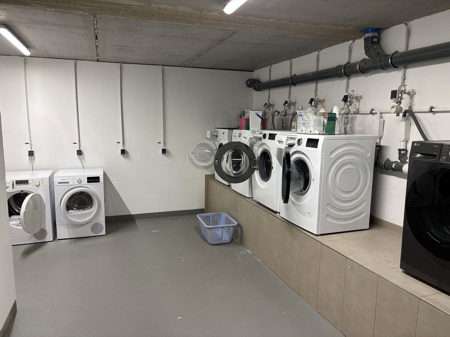 Prodej bytu 3+1 75 m², Belzweg 32, Bielefeld, Severní Porýní-Vestfálsko Prodej bytu 3+1 75 m², Belzweg 32, Bielefeld, Severní Porýní-Vestfálsko