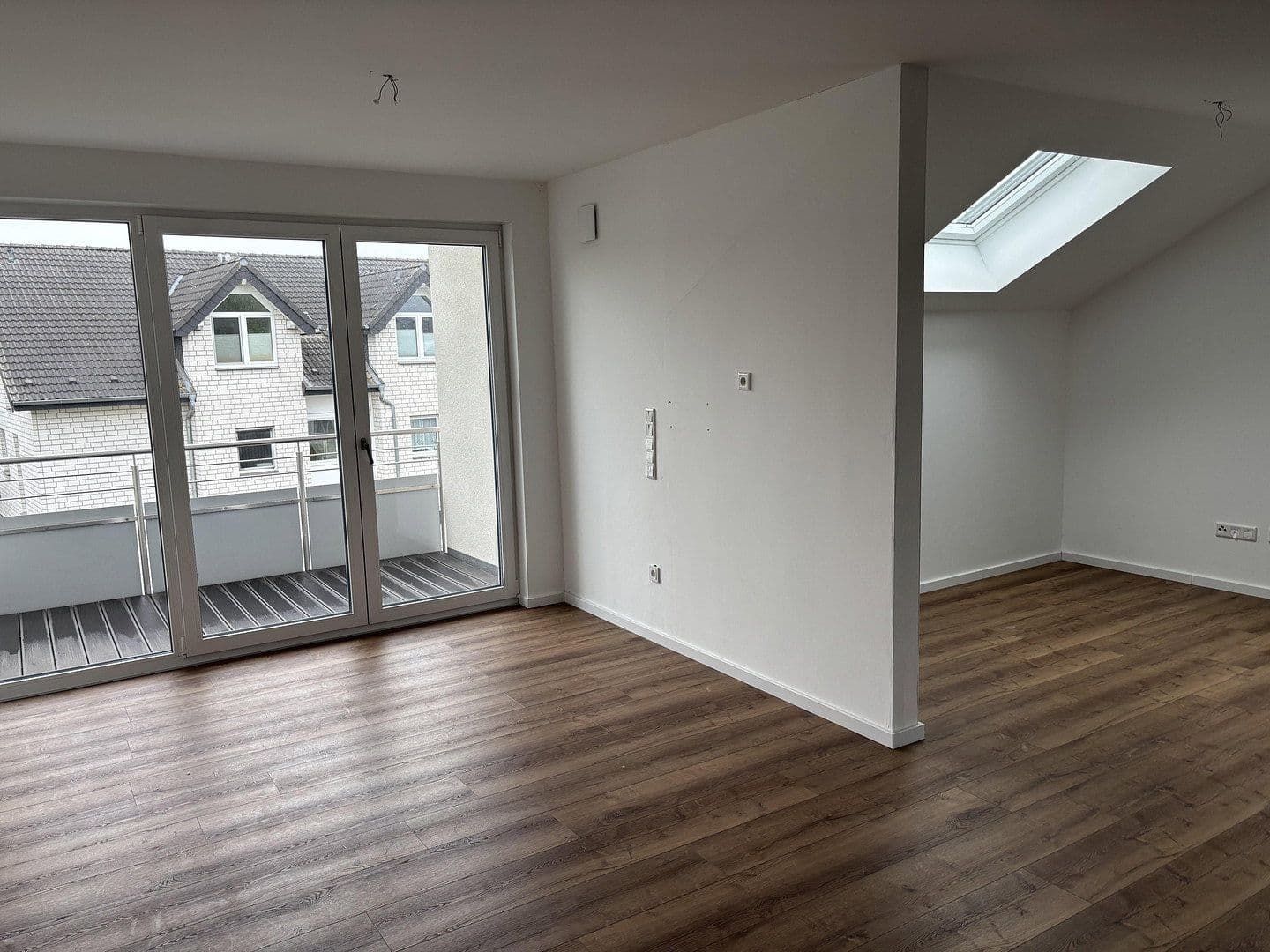 Prodej bytu 3+1 75 m², Belzweg 32, Bielefeld, Severní Porýní-Vestfálsko Prodej bytu 3+1 75 m², Belzweg 32, Bielefeld, Severní Porýní-Vestfálsko
