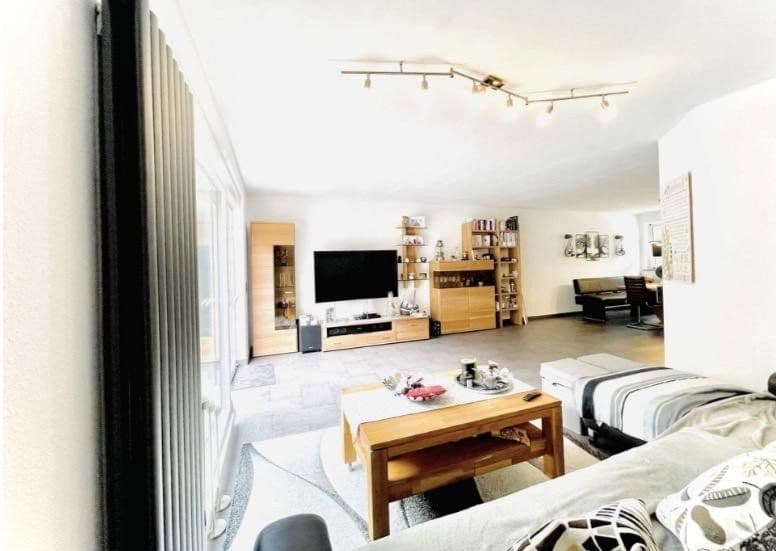 Prodej domu 140 m², pozemek 202 m², Wuppertal, Severní Porýní-Vestfálsko Prodej domu 140 m², pozemek 202 m², Wuppertal, Severní Porýní-Vestfálsko