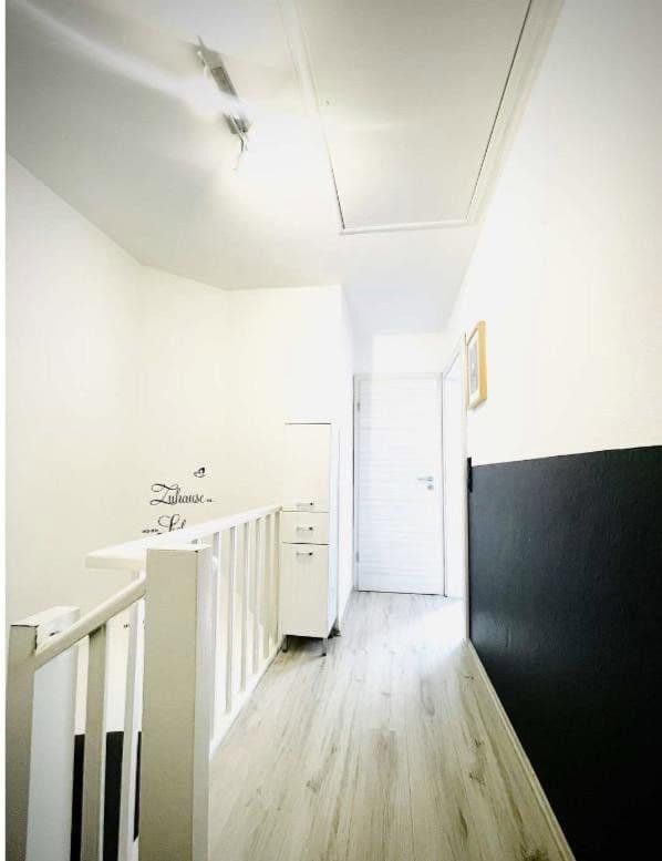Prodej domu 140 m², pozemek 202 m², Wuppertal, Severní Porýní-Vestfálsko Prodej domu 140 m², pozemek 202 m², Wuppertal, Severní Porýní-Vestfálsko