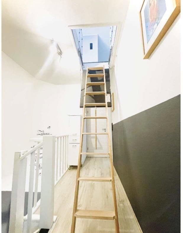 Prodej domu 140 m², pozemek 202 m², Wuppertal, Severní Porýní-Vestfálsko Prodej domu 140 m², pozemek 202 m², Wuppertal, Severní Porýní-Vestfálsko