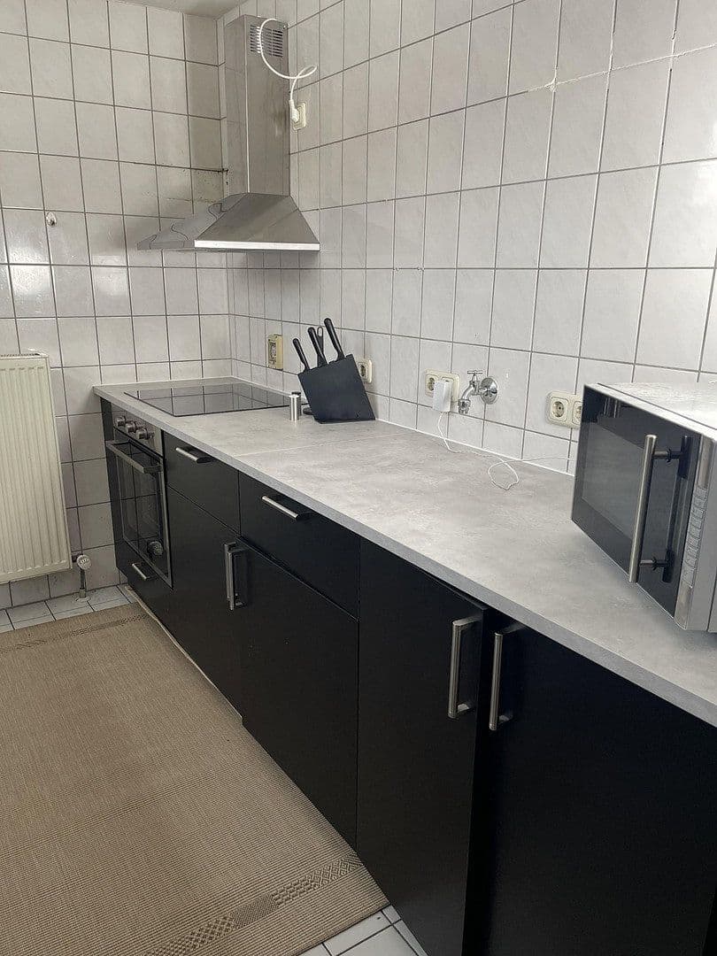 Pronájem nebytového prostoru 490 m², Jägerstraße 11-13, Limbach-Oberfrohna, Sasko Pronájem nebytového prostoru 490 m², Jägerstraße 11-13, Limbach-Oberfrohna, Sasko