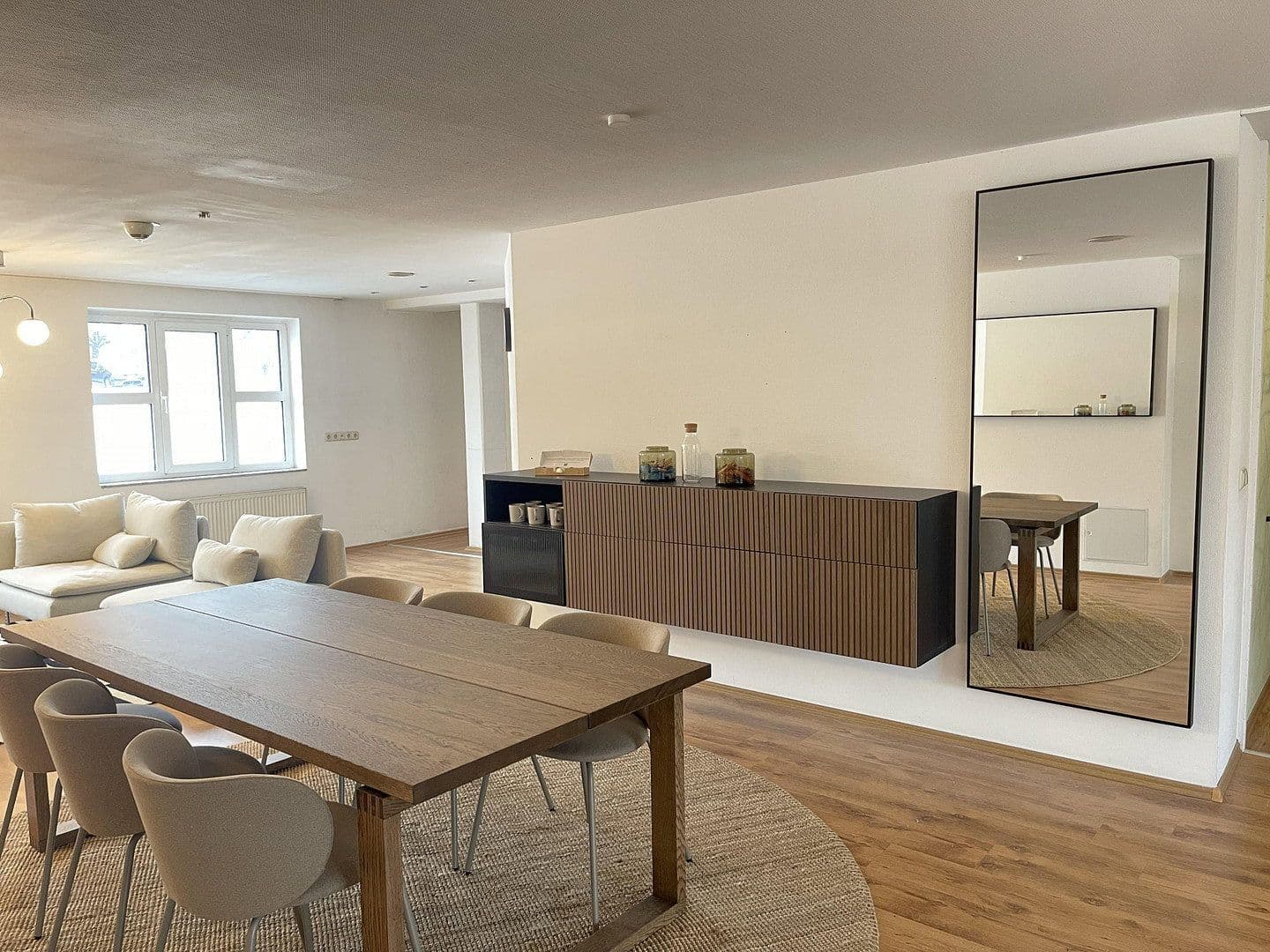 Pronájem nebytového prostoru 490 m², Jägerstraße 11-13, Limbach-Oberfrohna, Sasko Pronájem nebytového prostoru 490 m², Jägerstraße 11-13, Limbach-Oberfrohna, Sasko