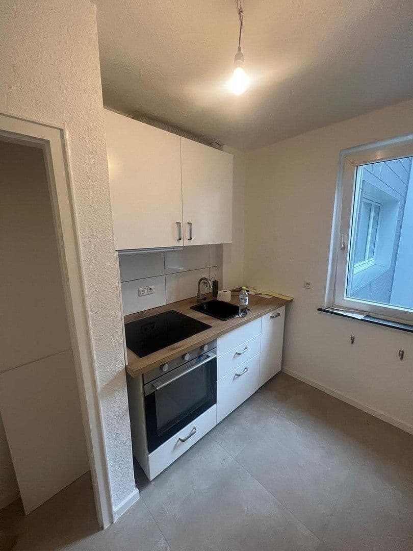 Pronájem bytu 2+1 50 m², Jülicherstr. 1, Wuppertal, Severní Porýní-Vestfálsko Pronájem bytu 2+1 50 m², Jülicherstr. 1, Wuppertal, Severní Porýní-Vestfálsko