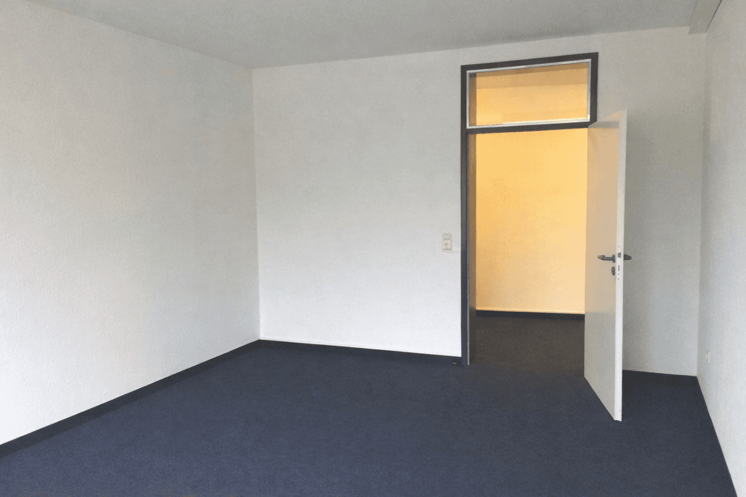 Pronájem kanceláře 24 m², Badstraße 24a, Offenburg, Bádensko-Württembersko Pronájem kanceláře 24 m², Badstraße 24a, Offenburg, Bádensko-Württembersko