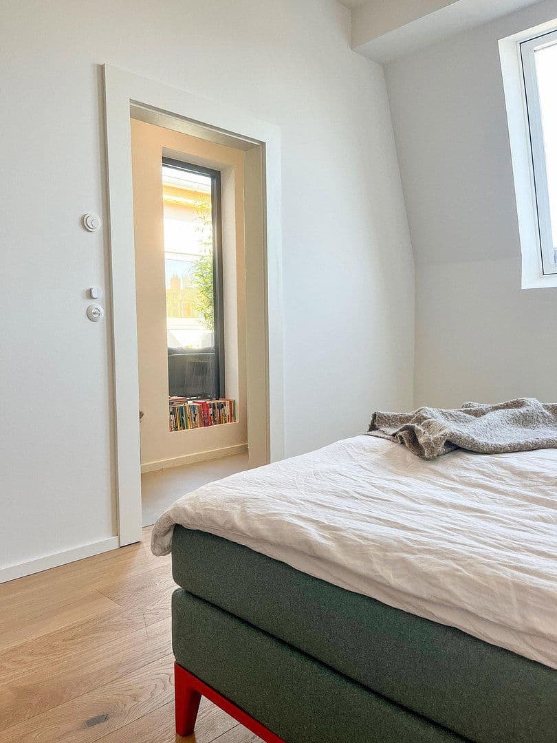 Prodej bytu 3+1 98 m², Corinthstr. 28, Berlin, Berlín Prodej bytu 3+1 98 m², Corinthstr. 28, Berlin, Berlín