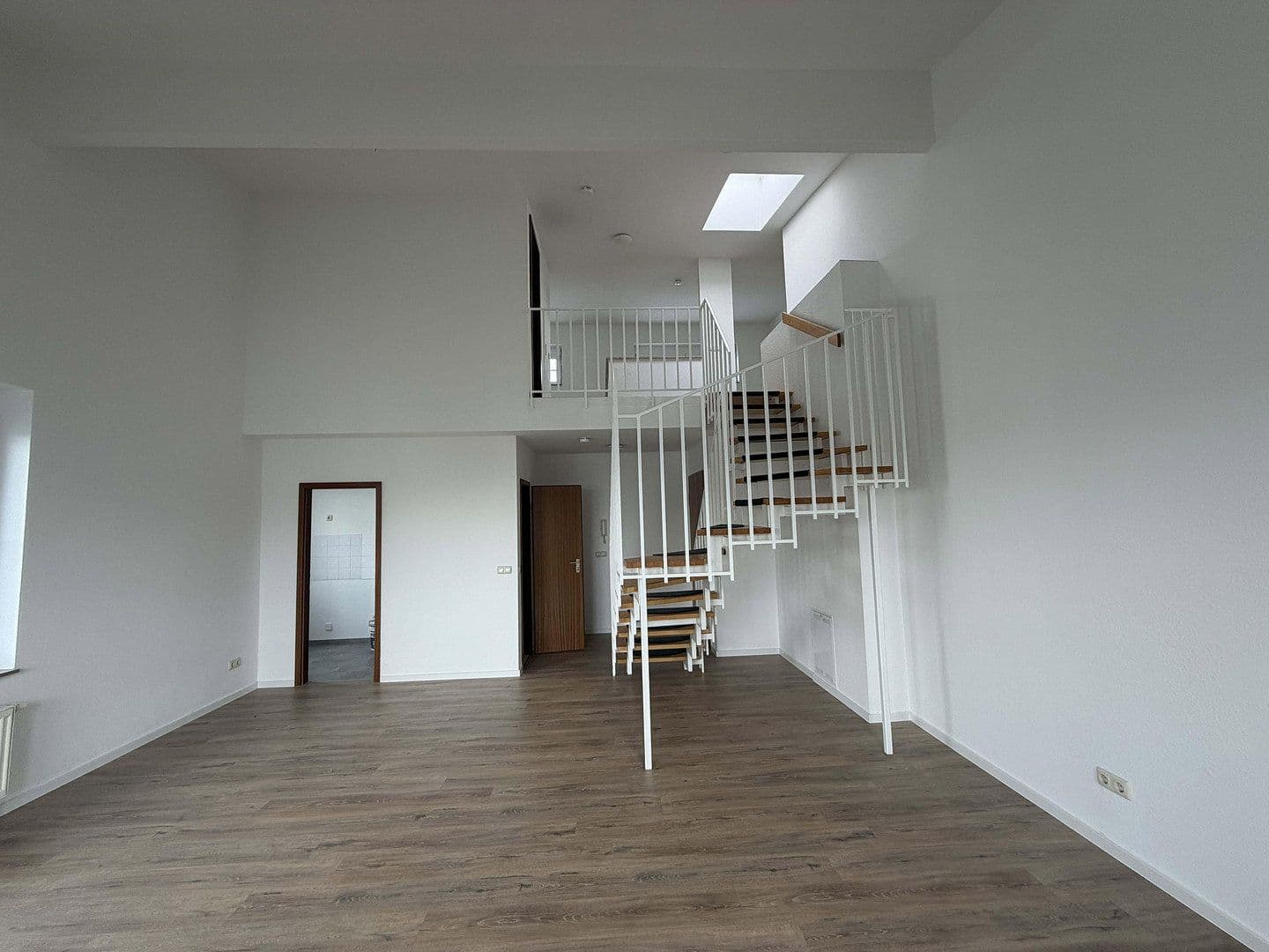 Pronájem bytu 3+1 72 m², Am Rebstock 12, Kabelsketal, Sasko-Anhaltsko Pronájem bytu 3+1 72 m², Am Rebstock 12, Kabelsketal, Sasko-Anhaltsko