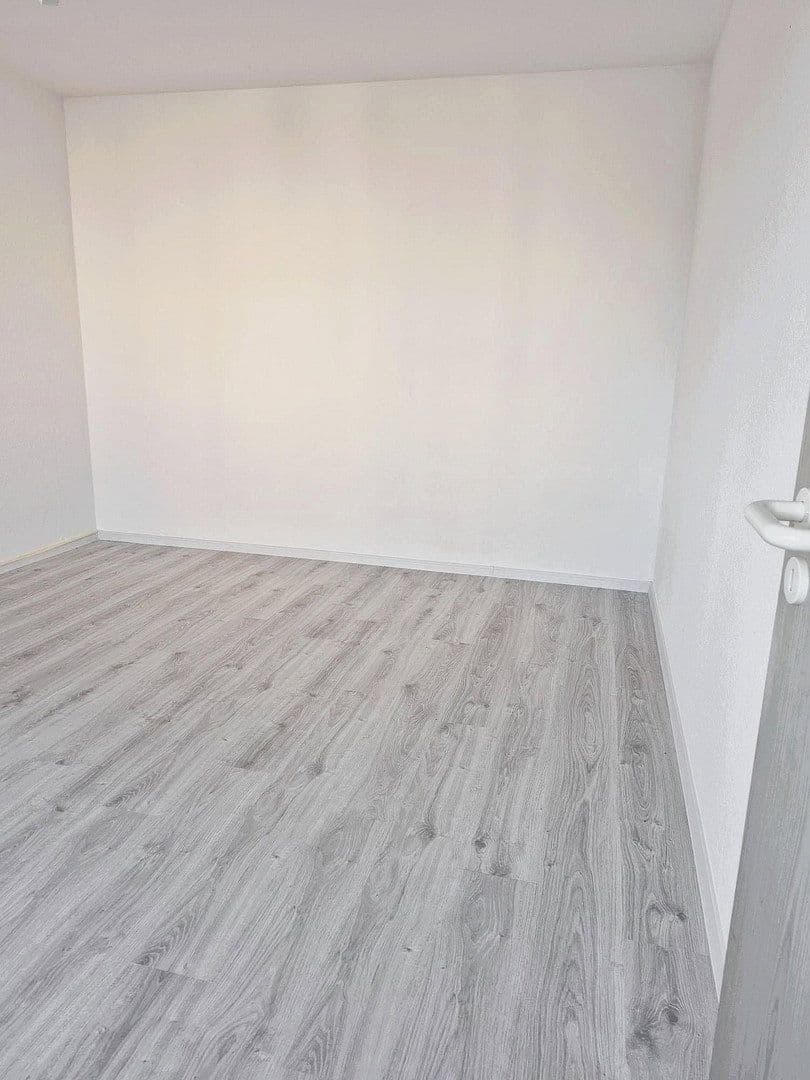 Prodej bytu 2+1 48 m², Woerishofferstraße 12, Karlsruhe, Bádensko-Württembersko Prodej bytu 2+1 48 m², Woerishofferstraße 12, Karlsruhe, Bádensko-Württembersko