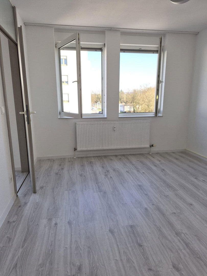 Prodej bytu 2+1 48 m², Woerishofferstraße 12, Karlsruhe, Bádensko-Württembersko Prodej bytu 2+1 48 m², Woerishofferstraße 12, Karlsruhe, Bádensko-Württembersko