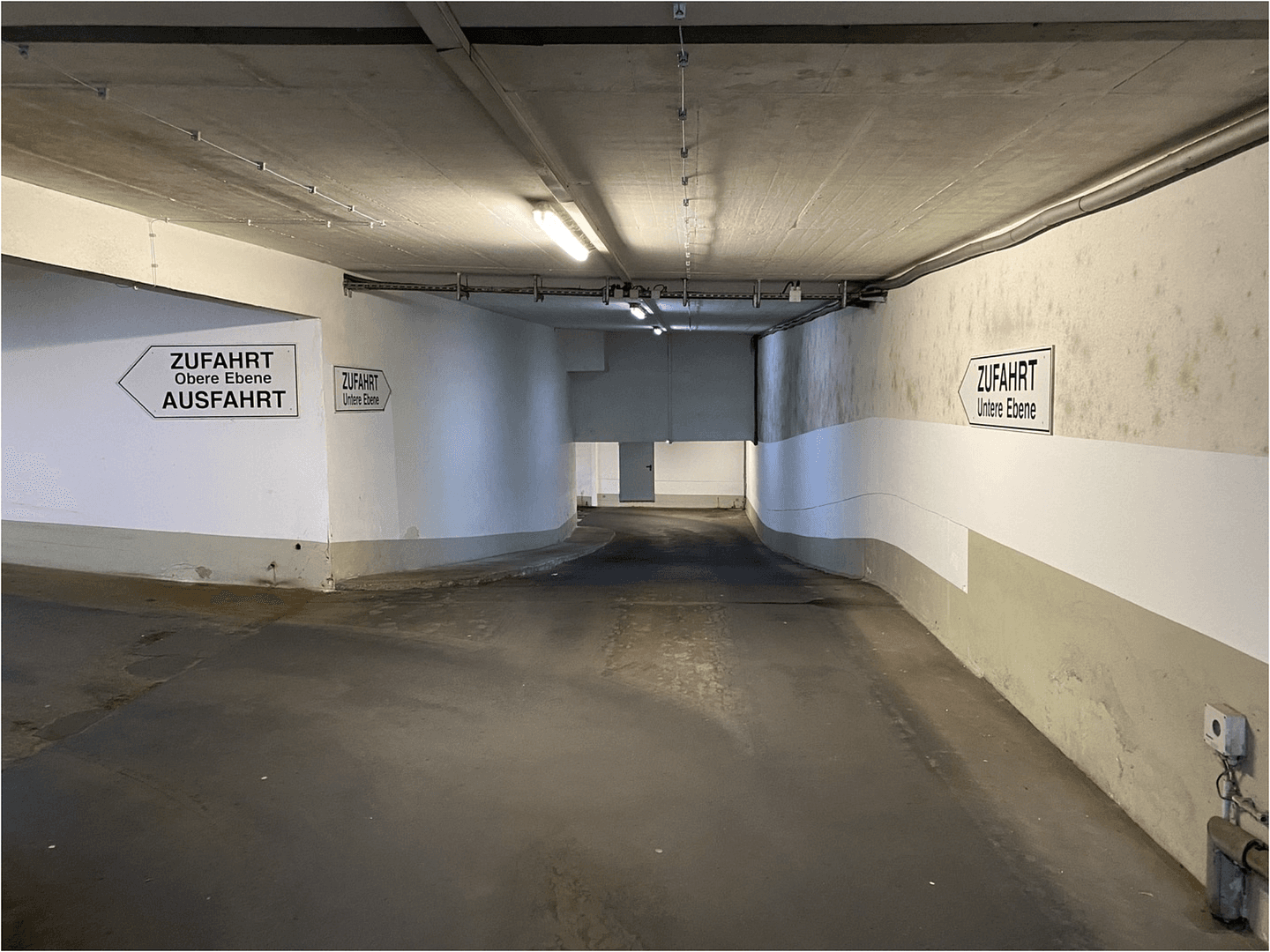 Pronájem garáže, Altendorferstr. 34, Chemnitz, Severní Porýní-Vestfálsko Pronájem garáže, Altendorferstr. 34, Chemnitz, Severní Porýní-Vestfálsko