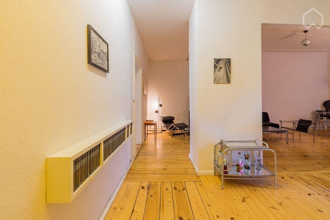 Prodej bytu 2+1 76 m², Huttenstrasse 28, Berlin, Berlín Prodej bytu 2+1 76 m², Huttenstrasse 28, Berlin, Berlín