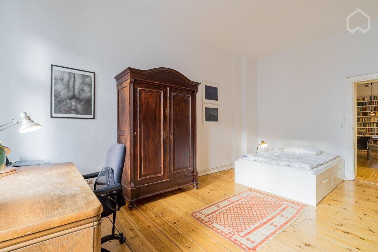 Prodej bytu 2+1 76 m², Huttenstrasse 28, Berlin, Berlín Prodej bytu 2+1 76 m², Huttenstrasse 28, Berlin, Berlín