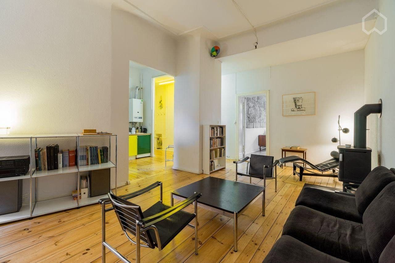 Prodej bytu 2+1 76 m², Huttenstrasse 28, Berlin, Berlín Prodej bytu 2+1 76 m², Huttenstrasse 28, Berlin, Berlín