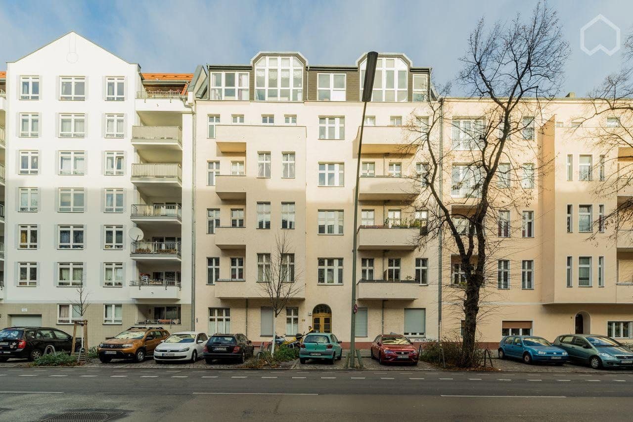 Prodej bytu 2+1 76 m², Huttenstrasse 28, Berlin, Berlín Prodej bytu 2+1 76 m², Huttenstrasse 28, Berlin, Berlín