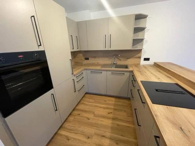 Pronájem bytu 4+1 114 m², Faslamsstieg 2, Winsen (Luhe), Dolní Sasko Pronájem bytu 4+1 114 m², Faslamsstieg 2, Winsen (Luhe), Dolní Sasko