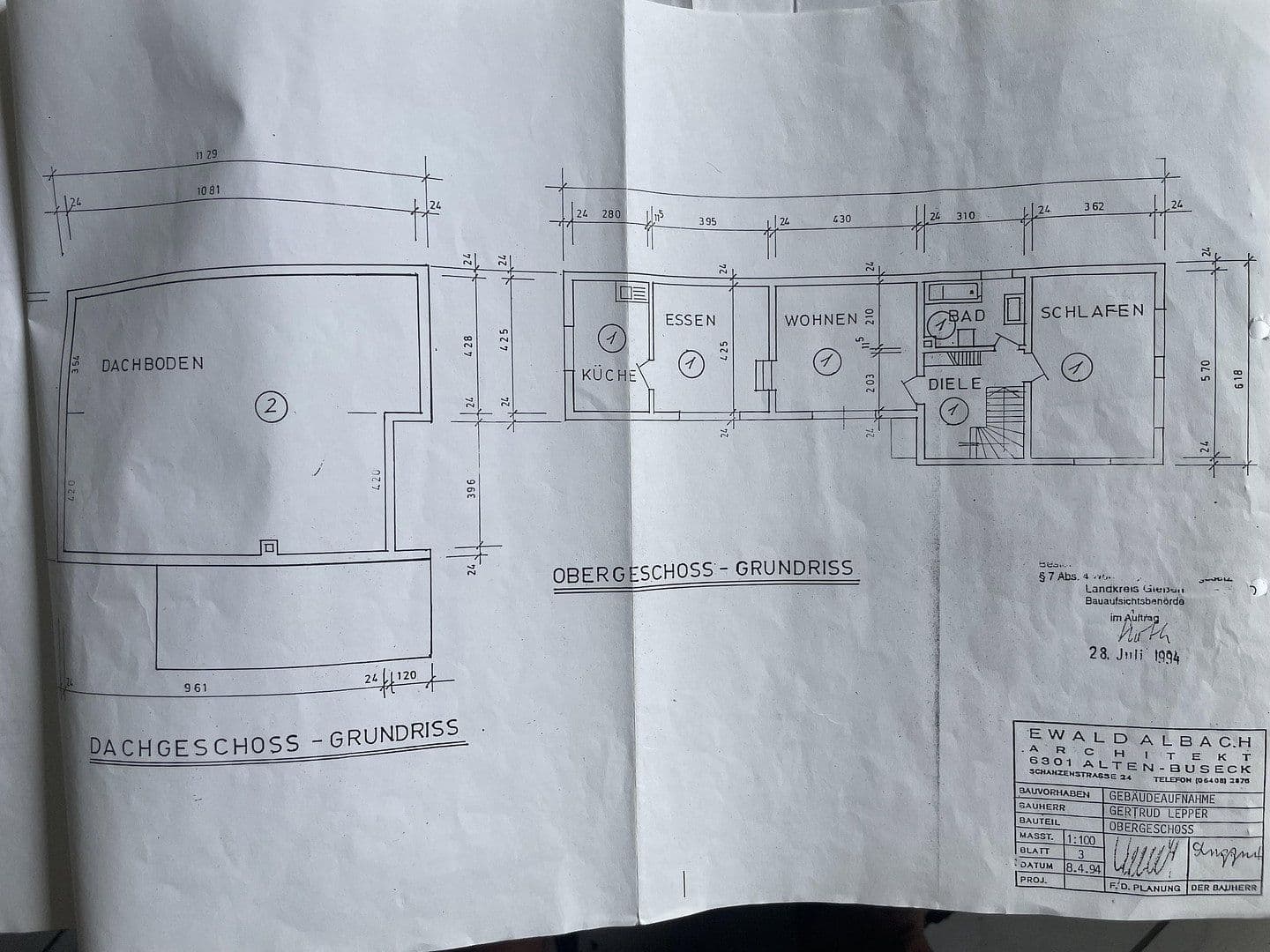 Prodej domu 280 m², pozemek 390 m², Großen-Busecker Str. 17, Buseck, Hessen Prodej domu 280 m², pozemek 390 m², Großen-Busecker Str. 17, Buseck, Hessen
