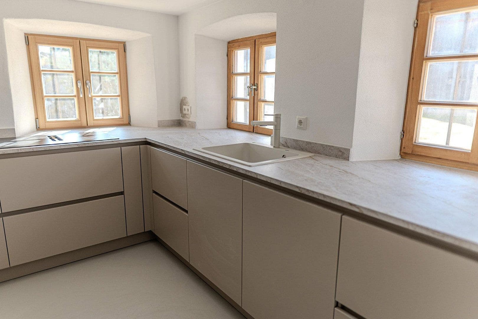 Pronájem domu 155 m², pozemek 250 m², Vogtareuth, Bavorsko Pronájem domu 155 m², pozemek 250 m², Vogtareuth, Bavorsko