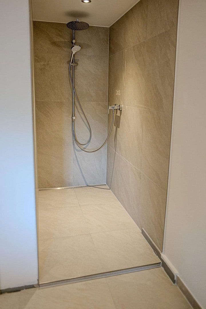 Pronájem domu 155 m², pozemek 250 m², Vogtareuth, Bavorsko Pronájem domu 155 m², pozemek 250 m², Vogtareuth, Bavorsko