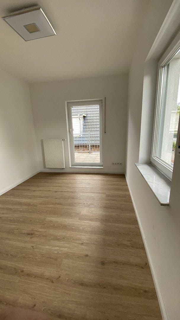 Pronájem domu 130 m², pozemek 300 m², Hamburg, Hamburg Pronájem domu 130 m², pozemek 300 m², Hamburg, Hamburg