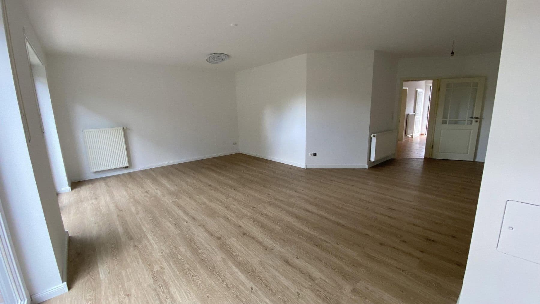 Pronájem domu 130 m², pozemek 300 m², Hamburg, Hamburg Pronájem domu 130 m², pozemek 300 m², Hamburg, Hamburg
