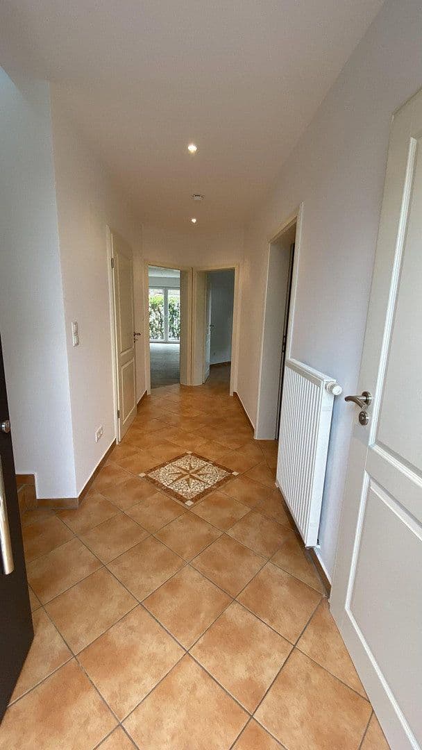 Pronájem domu 130 m², pozemek 300 m², Hamburg, Hamburg Pronájem domu 130 m², pozemek 300 m², Hamburg, Hamburg