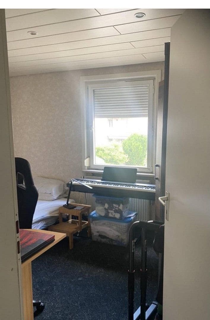 Prodej domu 159 m², pozemek 303 m², Ostfildern, Bádensko-Württembersko Prodej domu 159 m², pozemek 303 m², Ostfildern, Bádensko-Württembersko