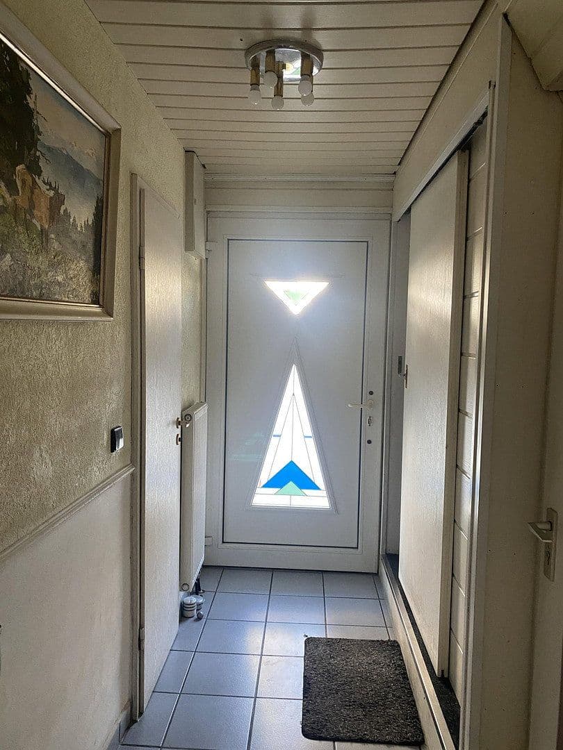 Prodej domu 159 m², pozemek 303 m², Ostfildern, Bádensko-Württembersko Prodej domu 159 m², pozemek 303 m², Ostfildern, Bádensko-Württembersko