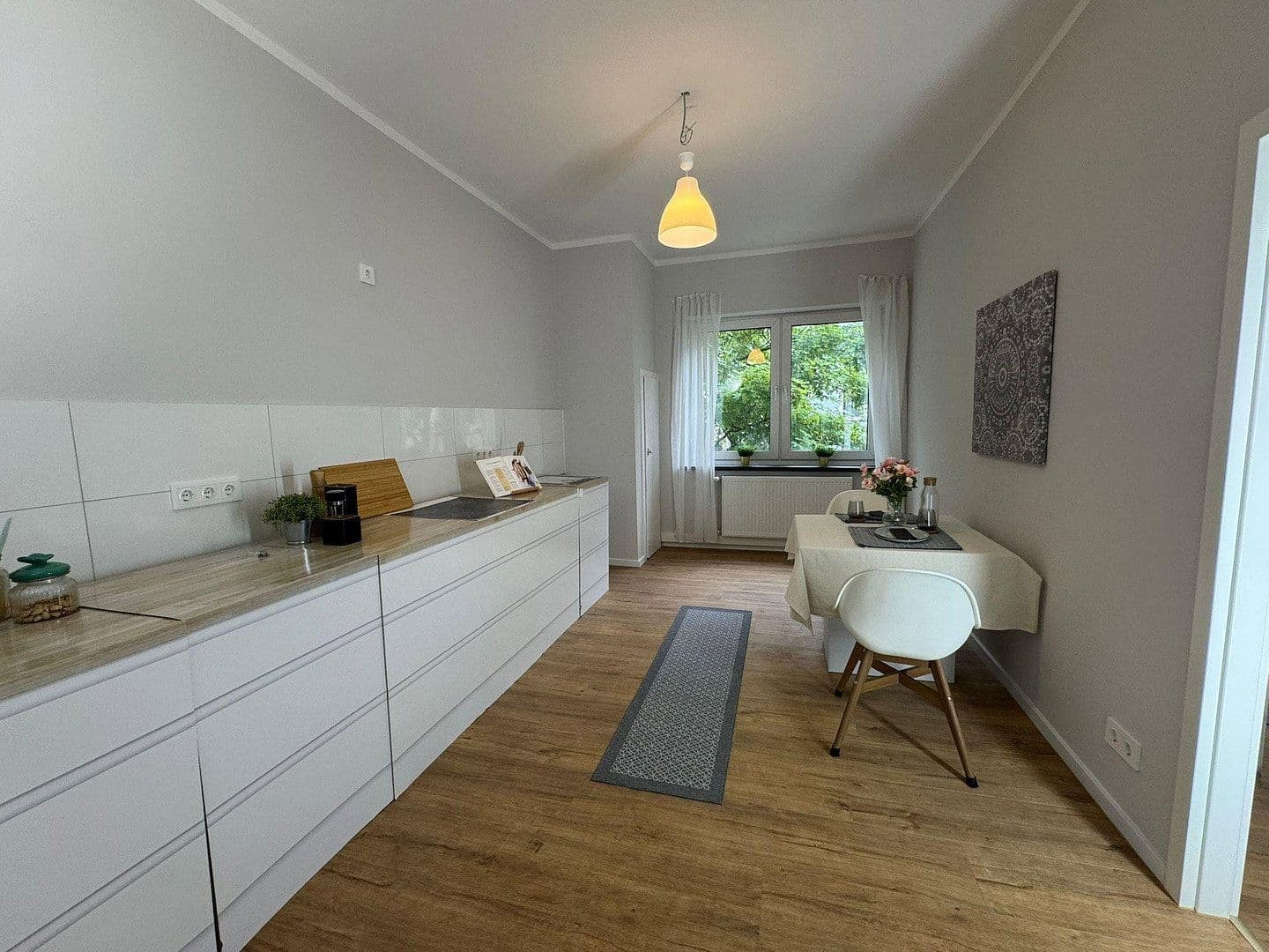 Pronájem bytu 2+1 65 m², Siemensstraße 52, Düsseldorf, Severní Porýní-Vestfálsko Pronájem bytu 2+1 65 m², Siemensstraße 52, Düsseldorf, Severní Porýní-Vestfálsko