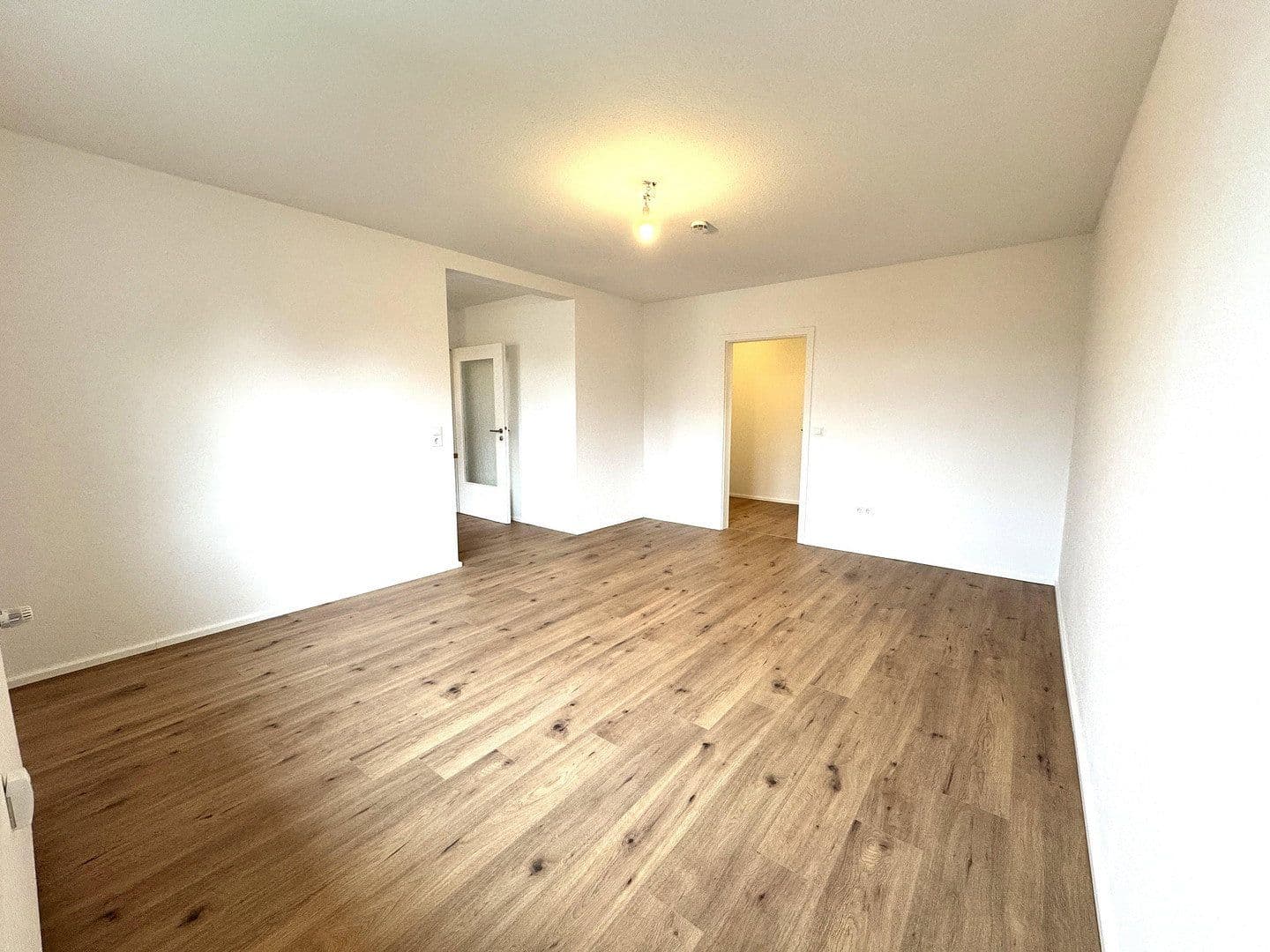 Pronájem bytu 1+kk 45 m², Kassel, Hessen Pronájem bytu 1+kk 45 m², Kassel, Hessen