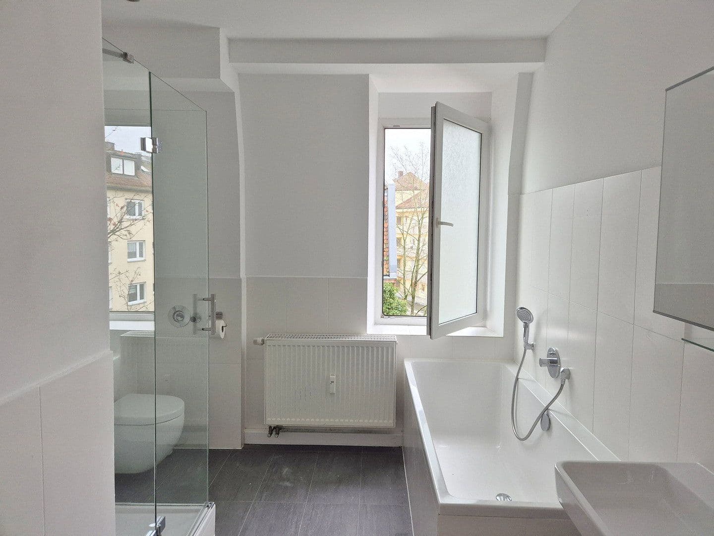 Pronájem bytu 2+1 65 m², Untere Baustraße 17, Nürnberg, Bavorsko Pronájem bytu 2+1 65 m², Untere Baustraße 17, Nürnberg, Bavorsko