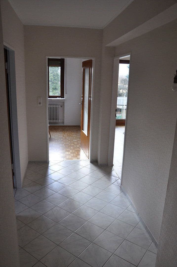 Pronájem bytu 4+1 82 m², Bad Vilbel, Hessen Pronájem bytu 4+1 82 m², Bad Vilbel, Hessen