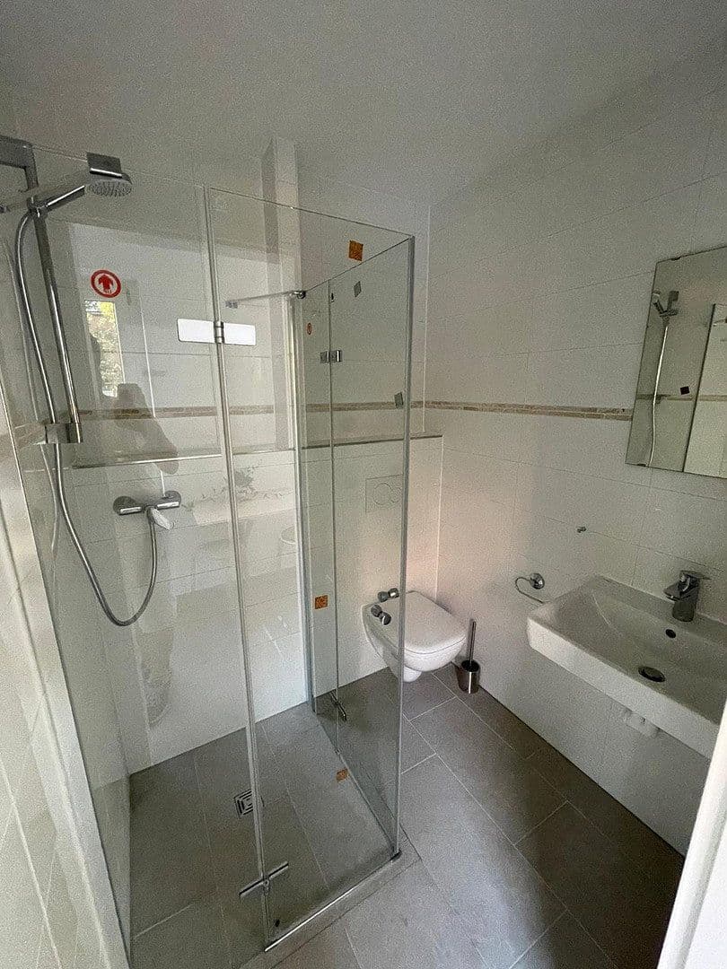 Pronájem bytu 1+1 20 m², Stuttgarter Str.18, Stuttgart, Bádensko-Württembersko Pronájem bytu 1+1 20 m², Stuttgarter Str.18, Stuttgart, Bádensko-Württembersko