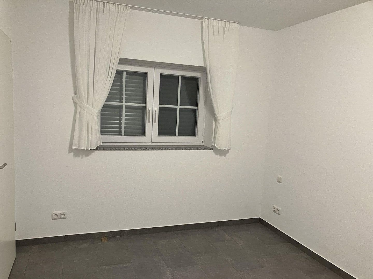 Pronájem bytu 3+1 90 m², Bahnhofstraße 47, Groß-Bieberau, Hessen Pronájem bytu 3+1 90 m², Bahnhofstraße 47, Groß-Bieberau, Hessen