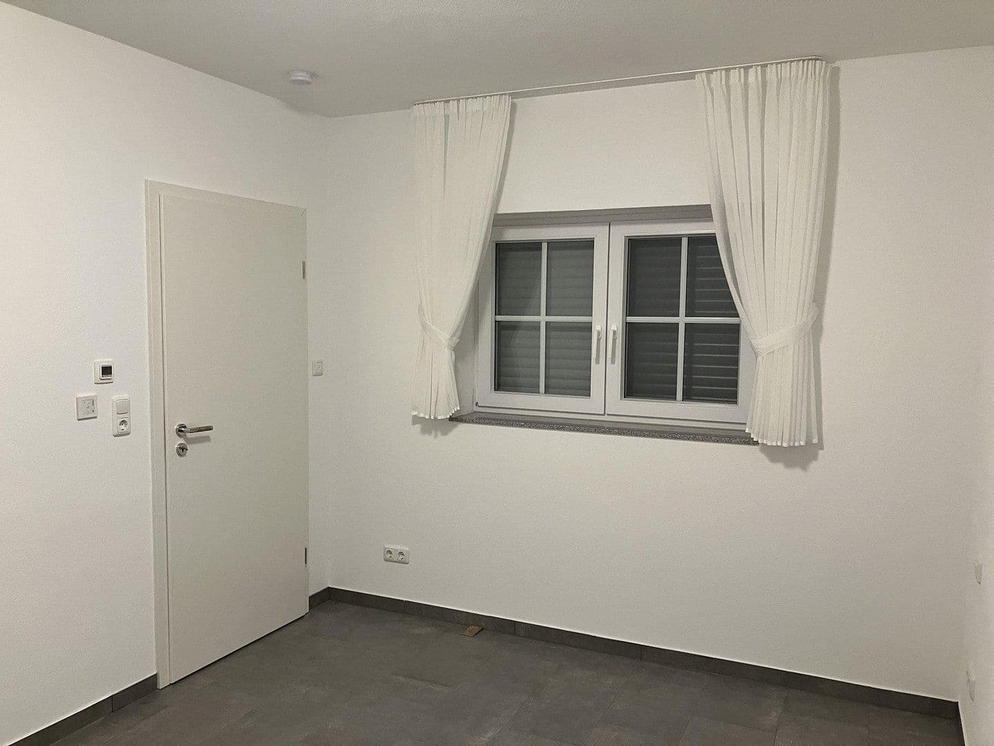 Pronájem bytu 3+1 90 m², Bahnhofstraße 47, Groß-Bieberau, Hessen Pronájem bytu 3+1 90 m², Bahnhofstraße 47, Groß-Bieberau, Hessen