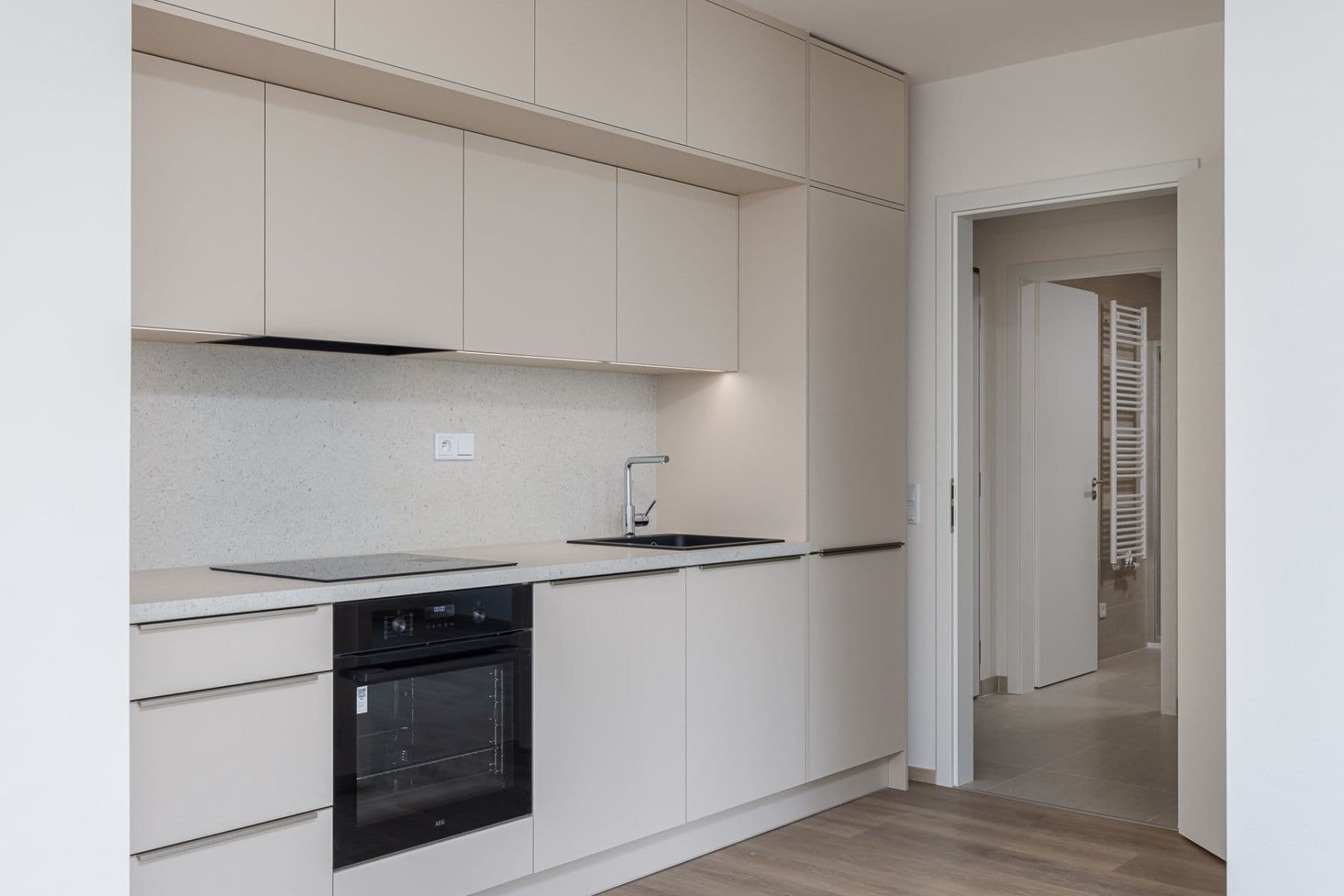 Pronájem bytu 2+kk 47 m², Hodkovická, Praha, Praha Pronájem bytu 2+kk 47 m², Hodkovická, Praha, Praha