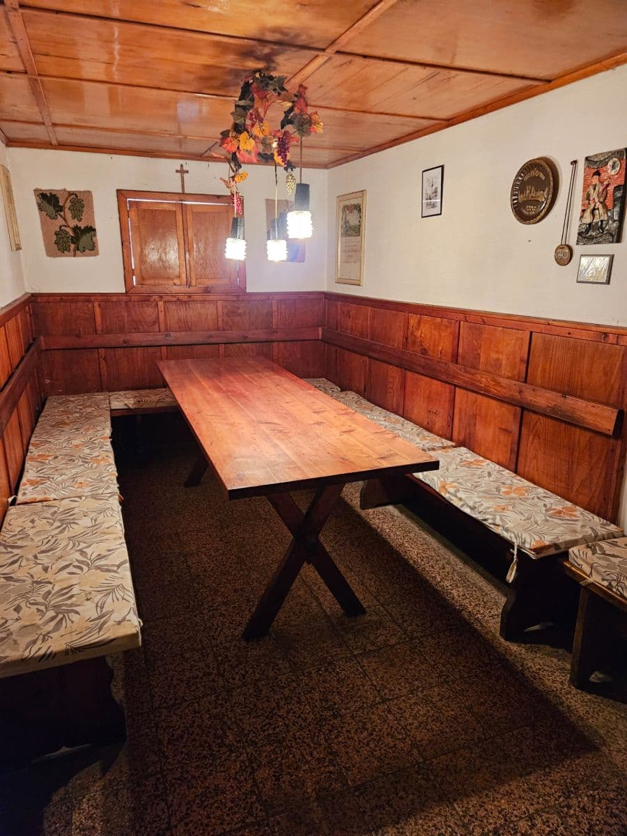 Prodej nebytového prostoru 141 m², Rovná, Mutěnice, Jihomoravský kraj Prodej nebytového prostoru 141 m², Rovná, Mutěnice, Jihomoravský kraj