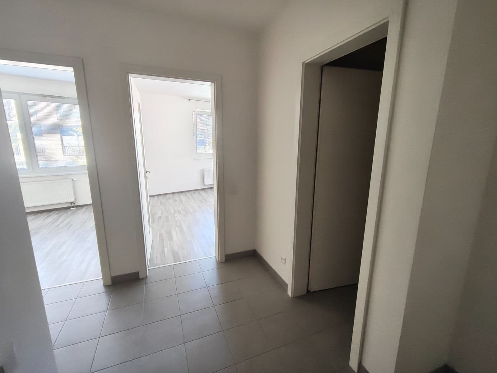 Pronájem bytu 2+kk 52 m², Olgy Havlové, Praha, Praha Pronájem bytu 2+kk 52 m², Olgy Havlové, Praha, Praha