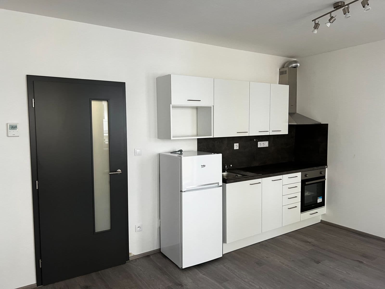 Pronájem bytu 1+kk 36 m², Hlinecká, Brno, Jihomoravský kraj Pronájem bytu 1+kk 36 m², Hlinecká, Brno, Jihomoravský kraj